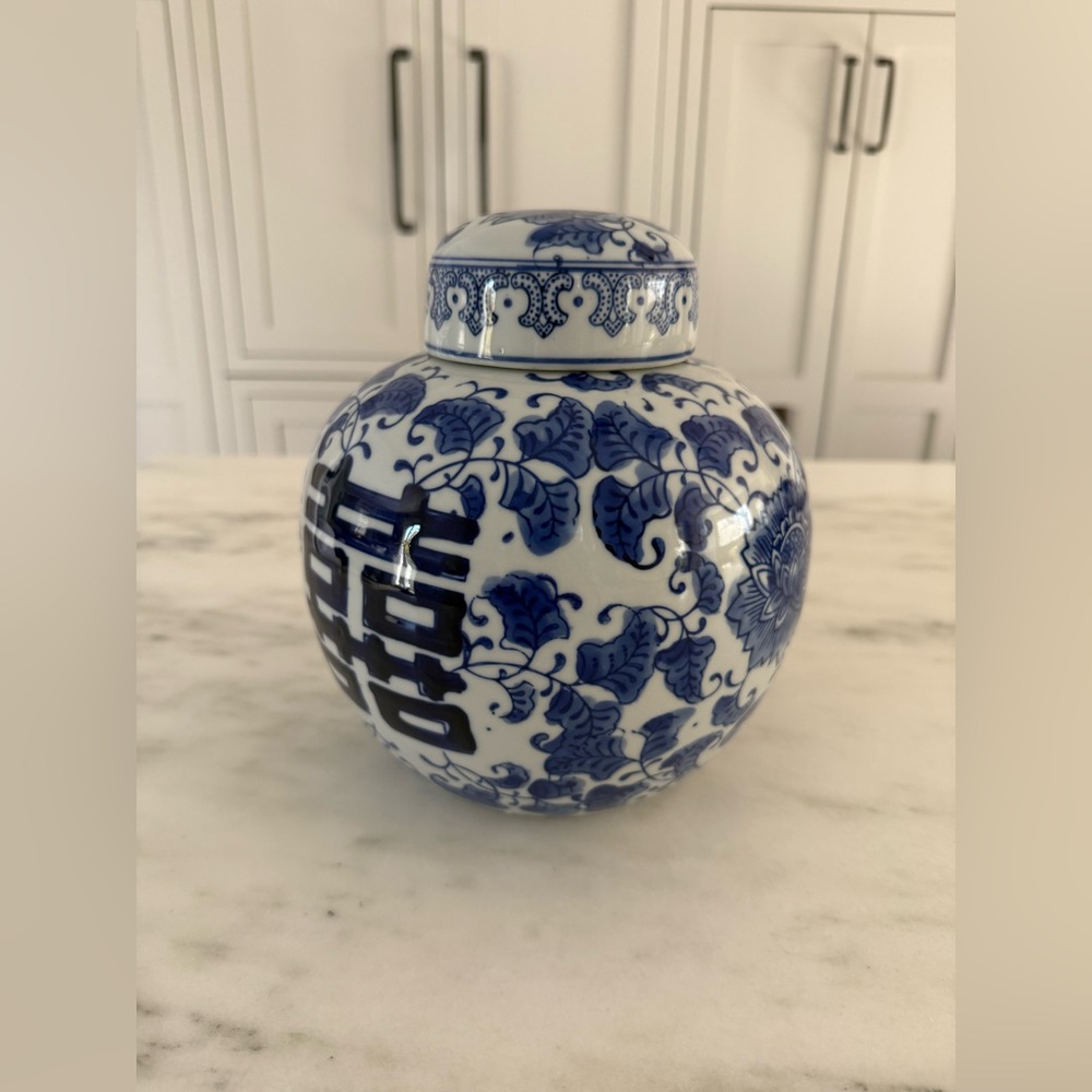 Ginger jar